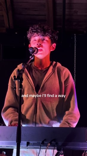 the bridge of my original song about wanting to do more in life called “jumping fences” #vocals #singing #piano #originalsong #songwriter