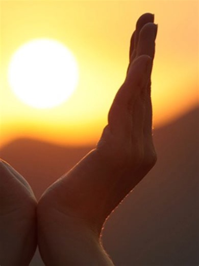 [Original Song] Everyday until it heals “Everyday Until It Heals” is a heartfelt poem turn to a song choosing to stay with someone through their pain and healing journey. It captures the kind of love that doesn’t give up—one that reassures, comforts, and remains constant even when things can’t be undone. This song is about patience, presence, and loving someone a little more every day until the hurt fades. For anyone who believes love isn’t just about the good moments—but about staying through t