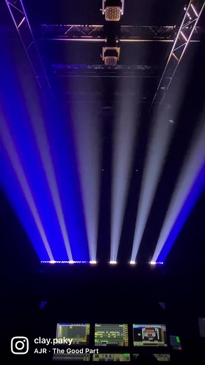 Happy DMX 5/12 Day with Volero Batten Aqua from our showroom, featuring 10x60W RGBW LEDs with 80x80mm square lenses, an advanced 3-layer management system and a 2-section 4º-55º zooms, each for 5 lenses. Oh, we forgot to say it is IP66 rated! #claypaky #volerobattenaqua #dmxday #dmx512 #nextonmay12