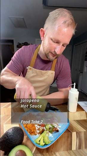 This Homemade Jalapeño Hot Sauce Will Ruin Store-Bought Forever 🌶️🔥
