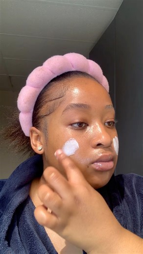 Investing in your skin with a good daily skincare routine is essential for maintaining healthy, youthful and radiant skin. Let me show you how take care of my beautiful skin without breaking the bank.To prevent skin problems and enhancing my skin appearance🫧🤍 @Vaseline @Vaseline South Africa @essence cosmetics Africa @BramleyCosmetics @NIVEA South Africa#fyp #skincareroutine #skincare | Mametja G Lekgoto