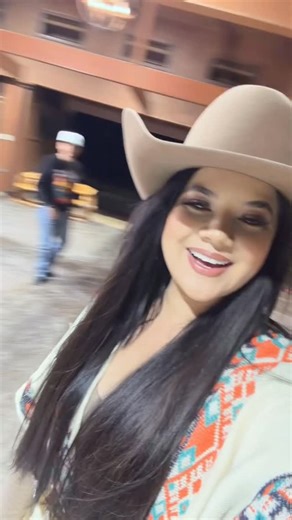 Mayra Alejandra Oficial on Instagram: "Haciendo colaboraciones. Creando contenido positivo. @justdamian58 @santos.joseivan23 @_ivanocegueda_ @franklermafotografo_"