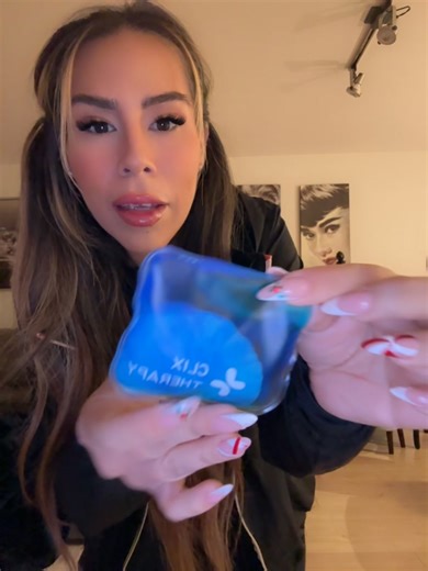 Coming from a girl who is #cold 24/7 trust me. These are so handy. Clix therapy is the goat. #warm #blackfriday #cybermonday #fyp