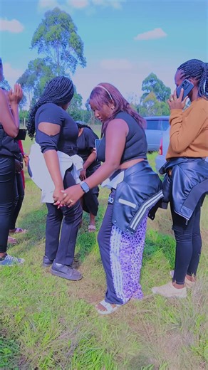 @Claudia tenai🇰🇪 @Chirry sile @Chirie🇭🇲 #eldorettiktokers #kalenjintrendingsongs #kalenjintiktokers