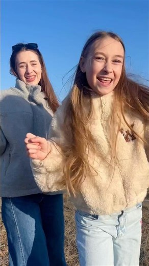 BIRDS FUNK Tik Tok dance trend / trend for two