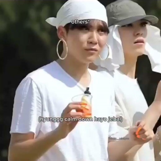 💅💅👀🙇🏻‍♀️ #svt #kpop #jeonghan #scoups #kpopmemes #shorts