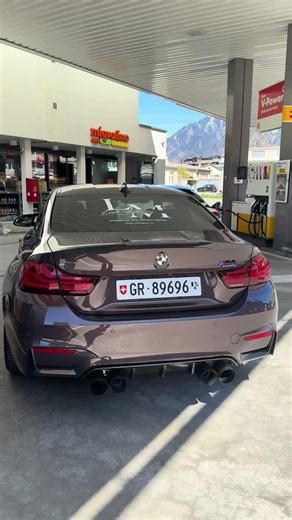 Lisa Marie Matthews' BMW Girl Competition