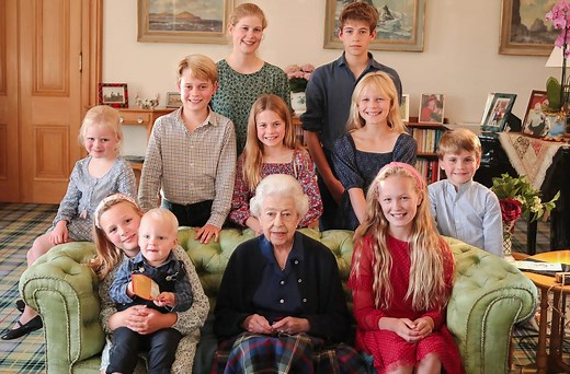 A Guide to Queen Elizabeth's 14 Great-Grandchildren