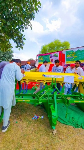 26K views · 992 reactions | Multi seed drill on bed machine #SCR #machine #seed #drill #sowing #maize #crop #tractor #bedmaker | Crop's Information | Facebook