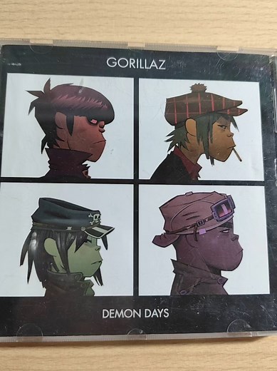 ||Demon days Cd (one of my favorite albums) #gorillaz #demondaysgorillaz #demondaysalbum #demondays #cdgorillaz #foryouu #fan