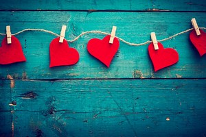 Valentine's Day: Phrasal verbs, expressions and idioms for love