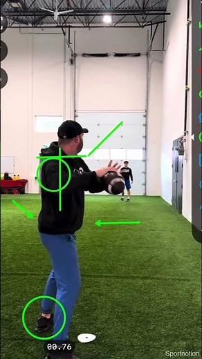 Master the BASICS: Elite QB Footwork 🔑 #QBDrills