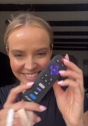 Sydney Bakich on TikTok