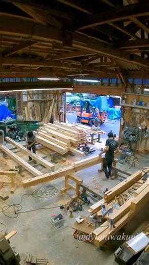 A day in a Japanese carpenter’s workshop cutting frame timber