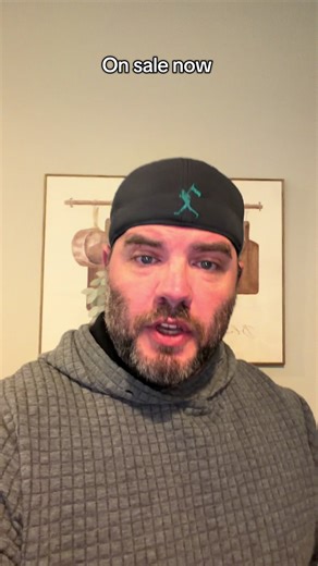 Best phone video light for TikTok creators. If you film night shift content, gym videos, or POVs in bad hospital lighting, this clip-on light makes your videos look professional instantly. Adjustable brightness fits in your pocket. It’s linked in my TikTok Shop. #tiktokshop #contentcreator #nursetok #gymtok #videolighting