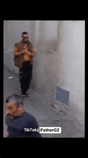 Broke His Snake Bone 🥴 #banana #split #flipping #tricks #supersick