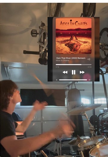 Drum cover of Dam That River by Alice In Chains #aliceinchains #aic #damthatriver #drumcovers #drummer