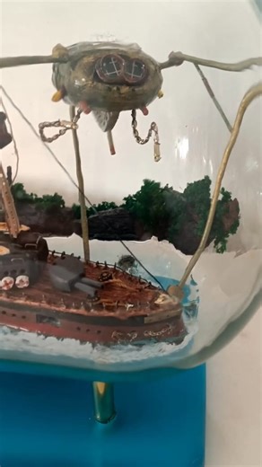 Ship Models | HMS Thunder Child vs Alien (War of the worlds) | Facebook