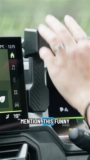 1.2K views | Would you buy a car without an infotainment screen? Vicky wonders if the Dacia Bigster could go back to basics. What do you think? Watch the full review on our YouTube channel! | CarGurus UK | Facebook