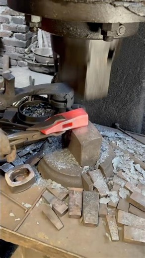Forging a Hammer Head – Red-Hot Steel Shaped to Perfection | So Satisfying 🔨