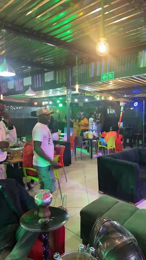 🎤 LIVE ON STAGE: Skhumbuzo & Mdu! 🔥 The Sunday groove is officially in session at 717 Hangout! | 717hangout