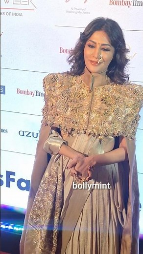 Chitrangada Singh 🔥 Looking so Beautiful
