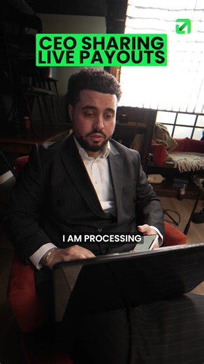 Processing payouts every single day. 💸 Watch our CEO send payouts live to traders in Japan and Spain. Whether it's Bank Transfer or Crypto - when you win, we pay. Join a firm changing lives globally. Link in bio! @equityedgeuk ✨