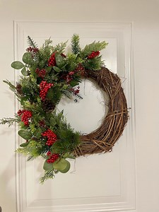 Couronne de Noël pour porte d’entrée, porte double, couronne de Noël, couronne d’hiver, couronne de pin enneigé et de vigne de baies enneigées - Etsy France