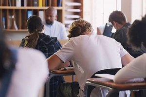 Sujets et corrigés du brevet de Mathématiques 2024 (DNB)