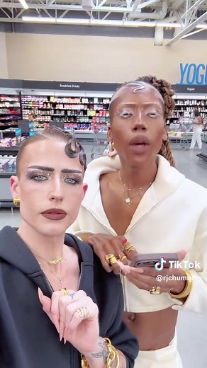 Come grocery shopping with us!!! #groceryshopping #grocerystore #besties #cute