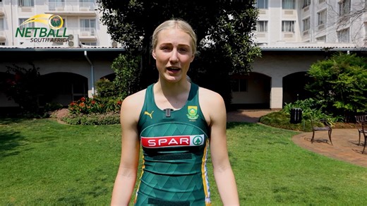 🎥 Honoured to Wear the Green & Gold After her stint in Australia, Sanmarie Visser can’t wait to represent her country and her team once again. 🇿🇦💚💛 #SPARProteas #WeAreAllIn #HWF #NetballGoals #MyCommunity #SportDevelopment #WomenInSport #SheBelieves #StrongWomenStrongGame #BreakingLimits #EmpowerThroughSport #HWBFB #HollywoodbetsxNetballSA #Netball #StandTall #FirstPassToCrown #PUMAGoWild #UnitedWarriors | Netball South Africa