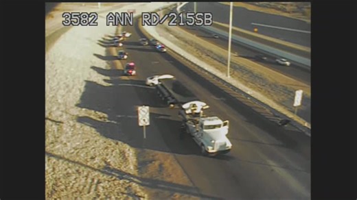 Fatal crash closes major Las Vegas freeway off-ramp