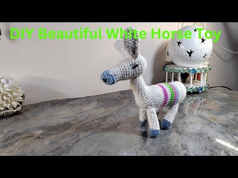 Step-by-stem Tutorial on How to Crochet a Simple Horse for Beginners: Quick, Easy Horse