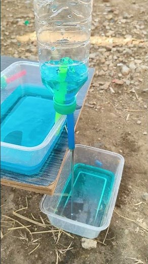 Parent-child science experiment: The principle of water siphoning #tips #diy #youtubeshorts