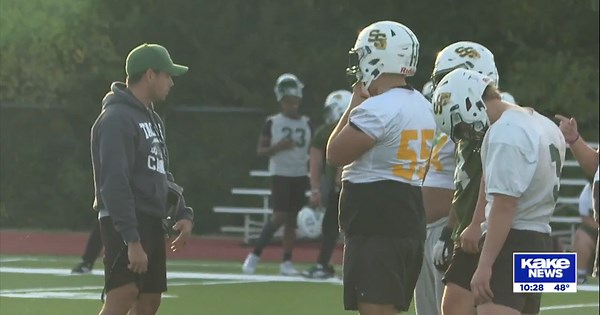 Salina South football defying odds in the playoffs