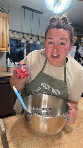 Strawberry cheesecake snack balls