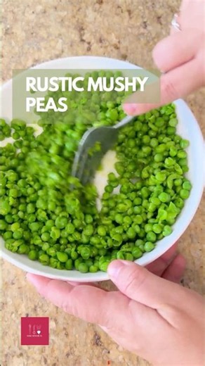 Rustic Mushy Peas That Are Fresh, Simple & So Good 🌱🔥
