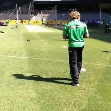 Lasith malinga bowling action in slow motion