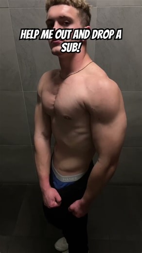 MOGGING planet fitness daily!#motivation #lifter #gymexercises #gymmotivation #viral #grind