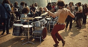33 Wild Photos Of The Hippie Festival That Made Woodstock Look Tame
