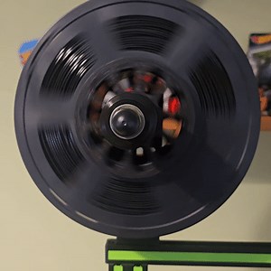 Free spinning simple spool holder