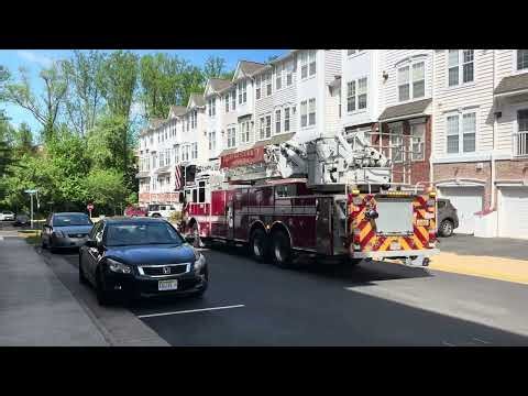 Fairfax county fire tower ladder 440 responding
