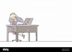 Woman computer scared Stock Vector Images - Alamy