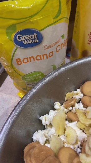 Kims Sweet Kreations (@kimberlybethgraham)’s videos with (Everything I Do) I Do It for You - Brandy