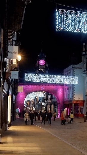 The countdown is ON! 🎄🌟 November is here, we’re busy with the final preparations and almost ready to welcome all our wonderful makers, bakers, crafters, producers and traders into our magical Christmas Market here in Chester city centre. A reminder of the dates… 💫 19th November - 22nd December 💫 Open 7 days a week with late night opening until 8pm every Thursday - Saturday. Will we see you there? ❤️ - #chesterchristmasmarket #christmasinchester #chester #visitchester #visitengland @visitengl