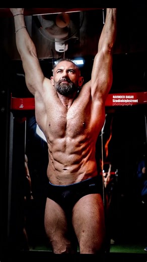 Fitness Model Posing | Gym Aesthetics Photoshoot | Fitness Motivation