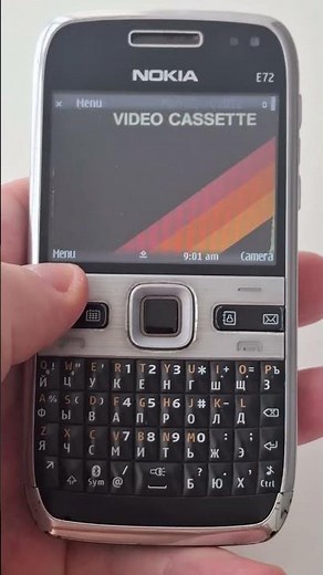 Better than a BlackBerry? The Nokia E72 👔