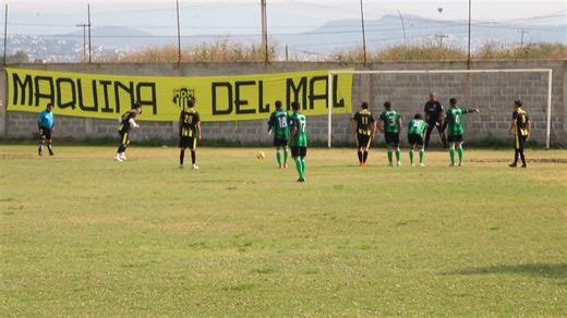 🔥⚽ ¡Tiro penal decisivo! El portero de CHAPE se luce 🧤💥 y se convierte en el héroe del partido💪🔥. #fútbol #Chape #donmanuelfc #PasiónFutbolera #Querétaro | Don Manuel FC