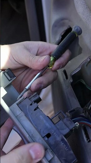 How to remove Chevy OBS door panel #obschevy #chevyobs #truckmods #automobile #obstruck