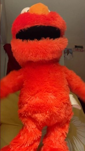 Elmo Sliding Like the Great James Brown Go Elmo